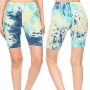 High waisted tie dye shorts medium/ large